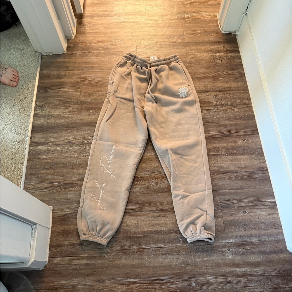 Tan Inaka Power Joggers